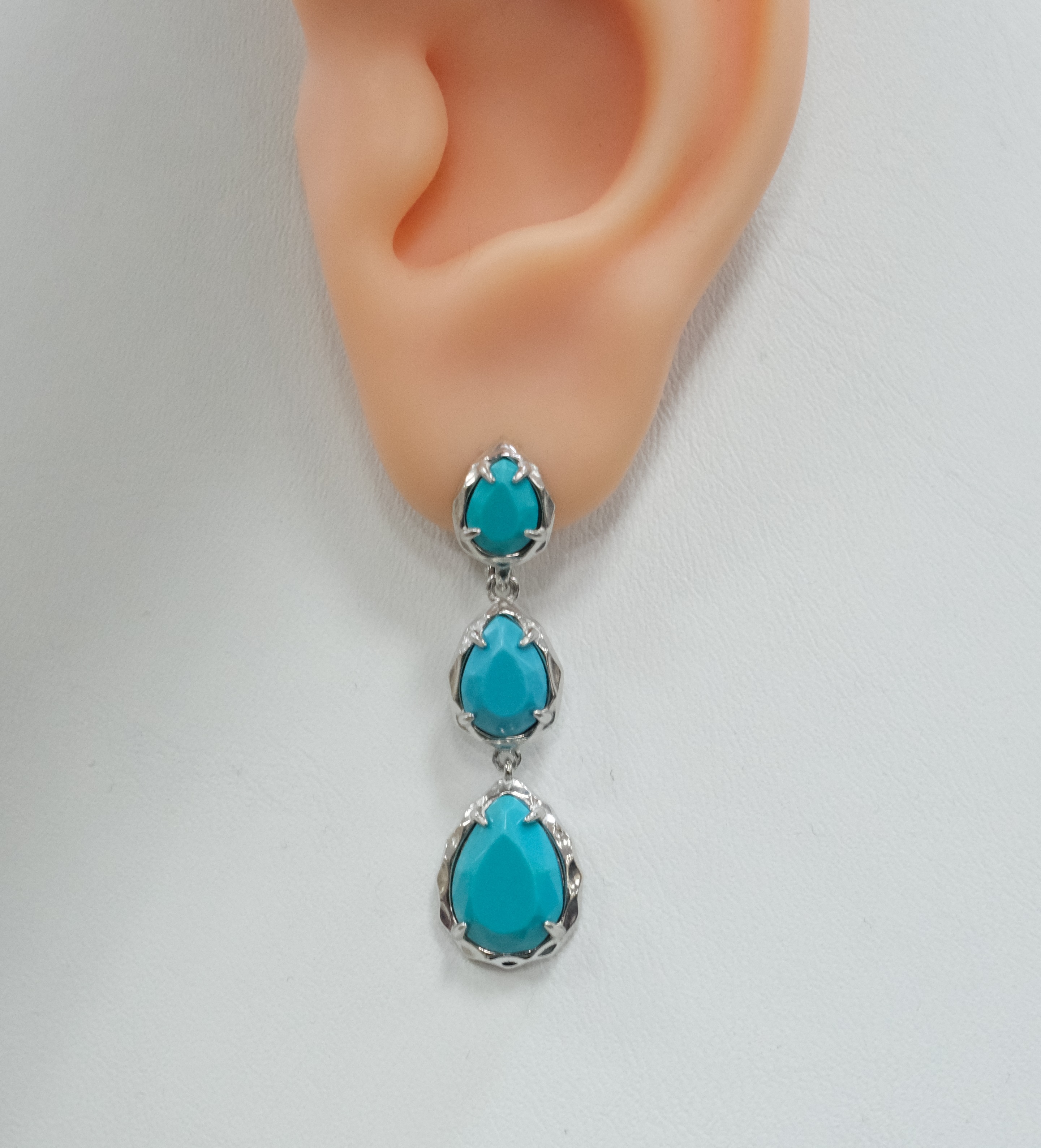 Серебряные серьги с бирюзой